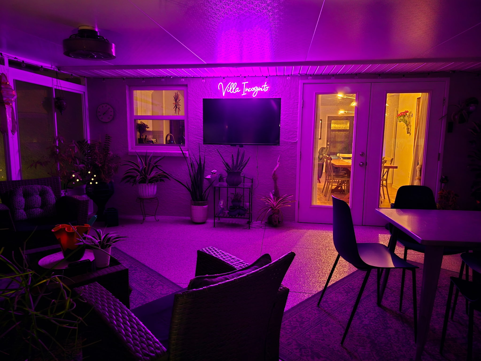 Villa Incognito, nachtvibes op het terras