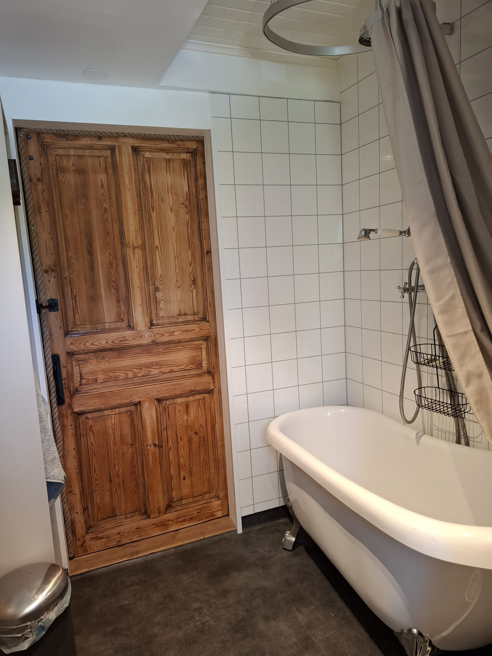 Karakteristiek huis in het Zweedse bos