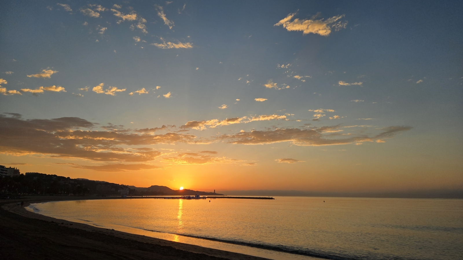 Sunrise over La Malagueta beach