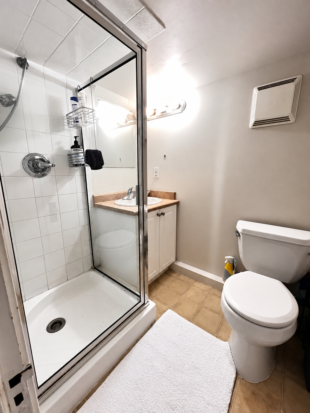 Badezimmer im Erdgeschoss