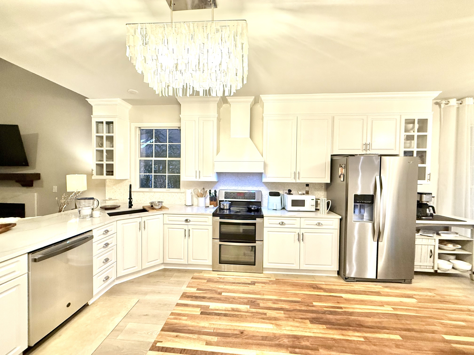 Renovated Charleston Home with Beautiful Water Views, Close to Historic Downtown & Beaches