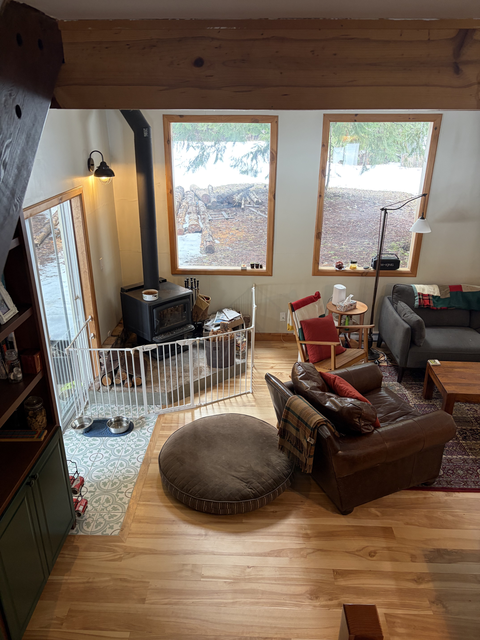 Cozy Pemberton Cabin on 5 Acres