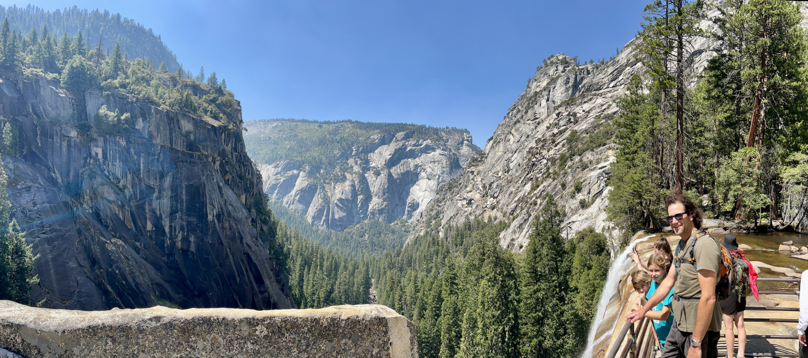 Yosemite National Park is meer een lange weekendtrip, 4 uur rijden. Maar het is zeker de moeite waar ...