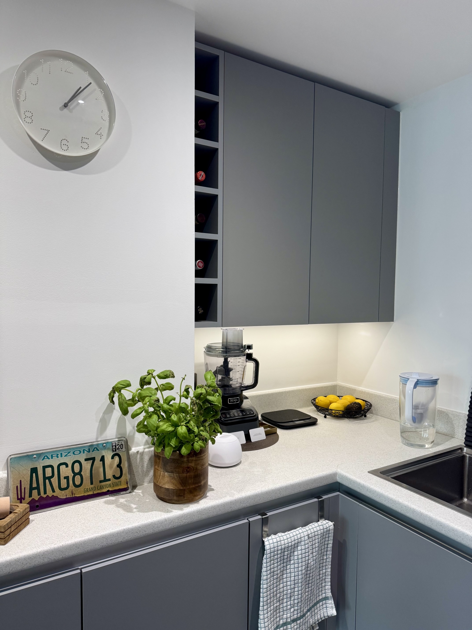 A cool, modern flat with plenty of character - comfortable, welcoming and a great base for exploring.