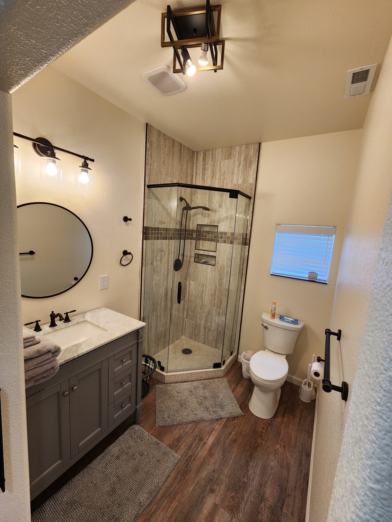 Casita with beautiful meadow views 30 min from Lake Tahoe!