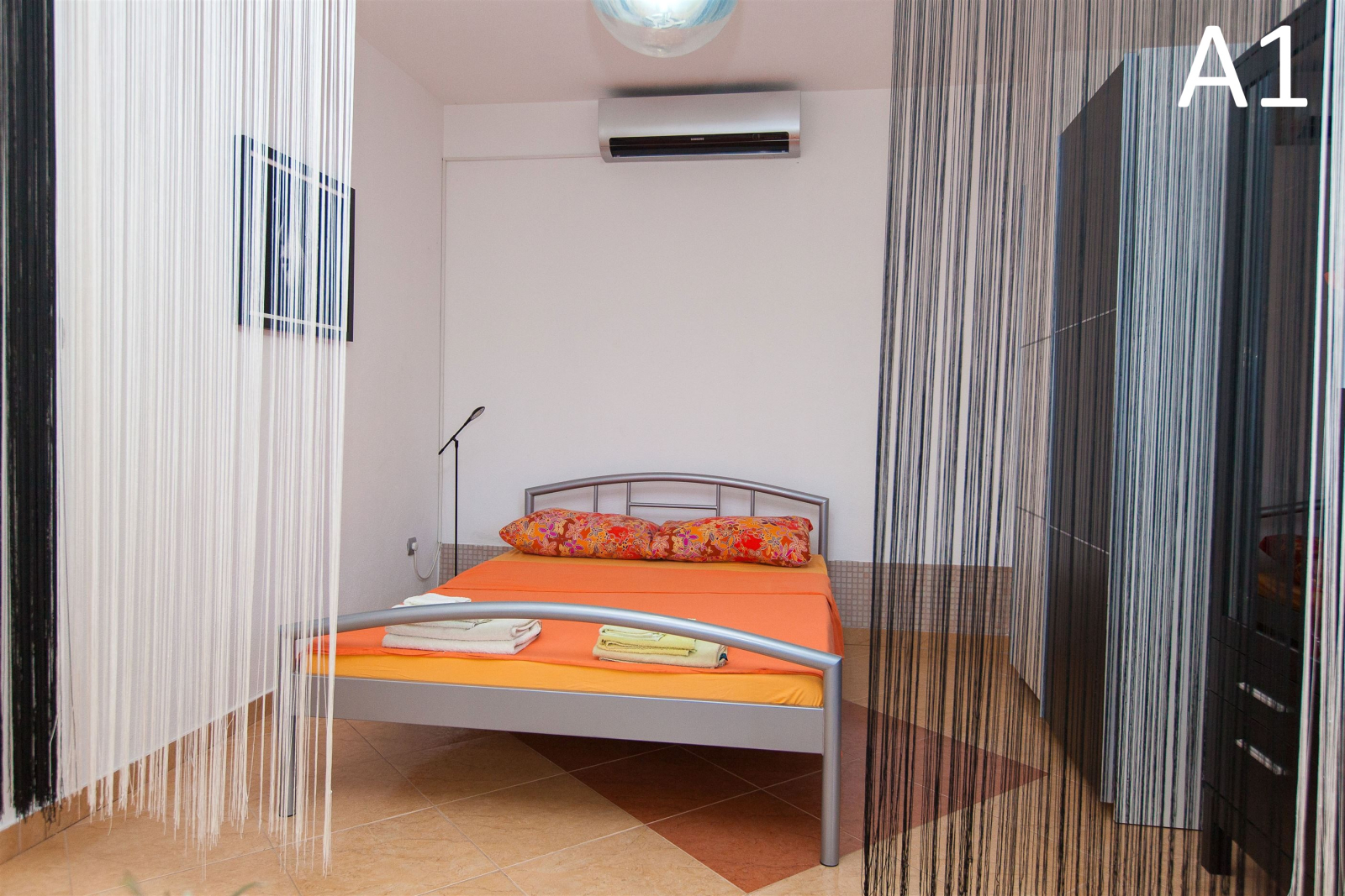 Spacious family apartment with terrace & sea view near Crikvenica