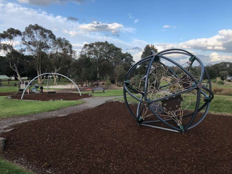 El parque infantil del Valle de Barwon junto al río es precioso. Incluso tiene frisbee golf