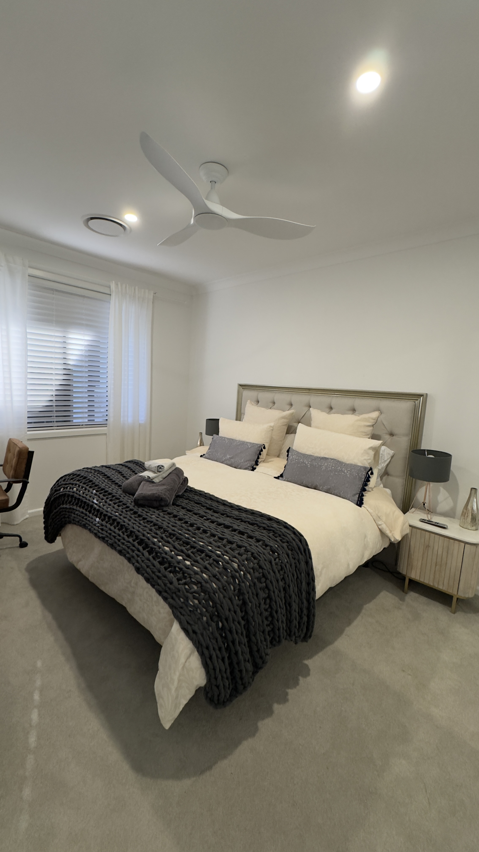 Gastenkamer 2 - uitgerust met onafhankelijke airconditioning en afstandsbediening, stille ventilator