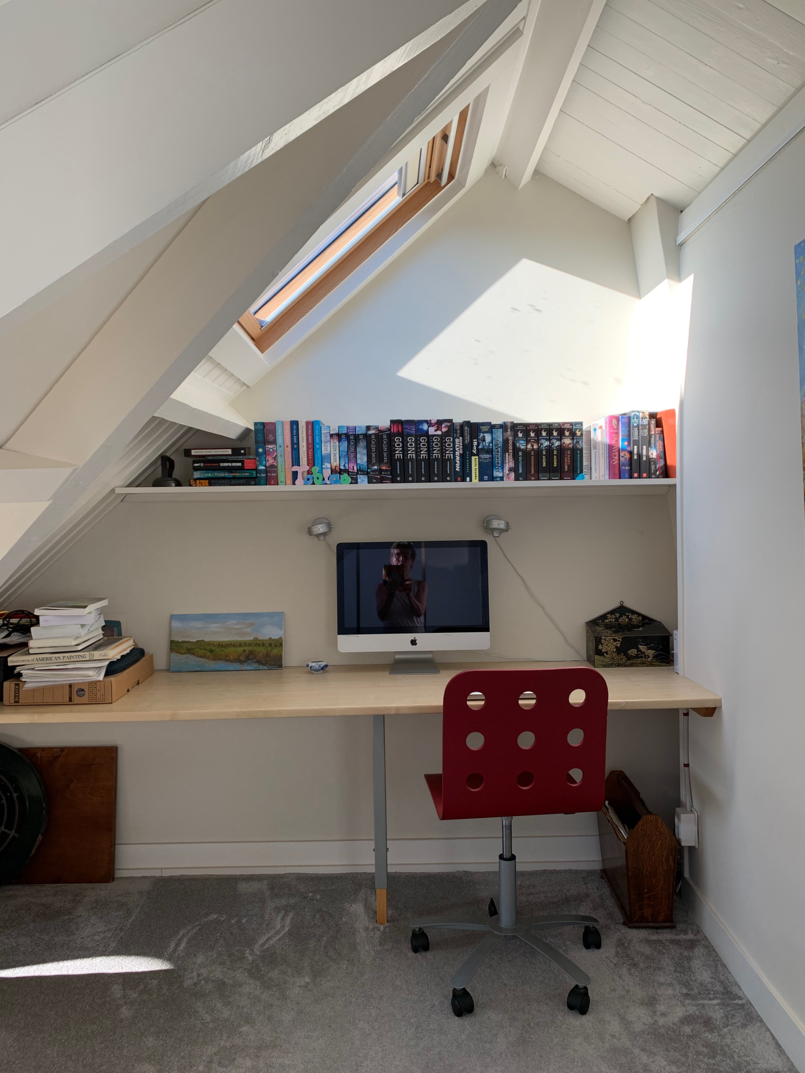 a modest but light working area