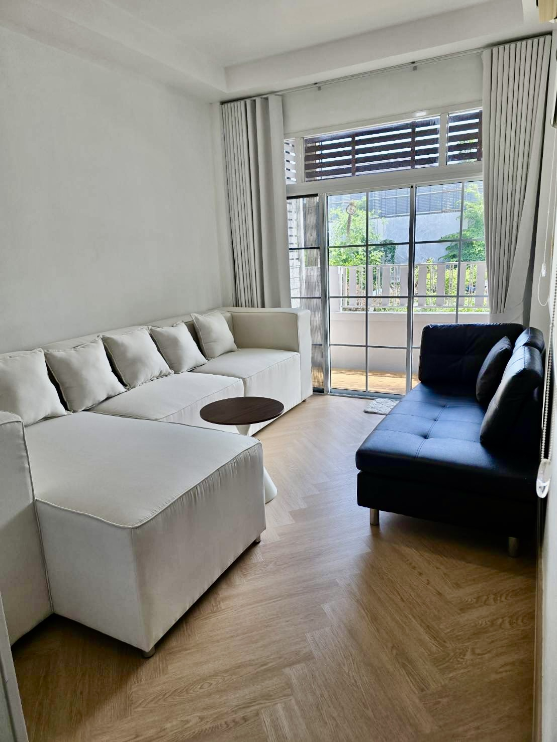 Live like a local in quiet neighborhood of Bangkok