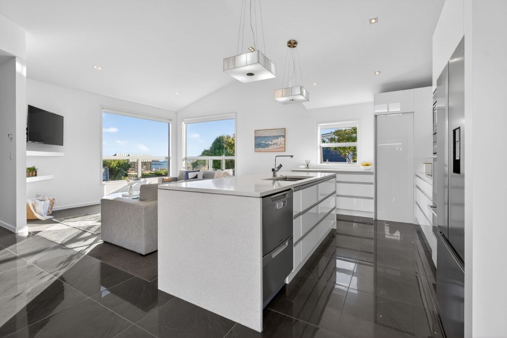 Family home in Wellington suburb Open to all type of exchange