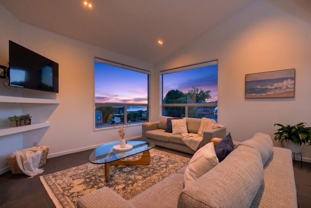 Family home in Wellington suburb Open to all type of exchange