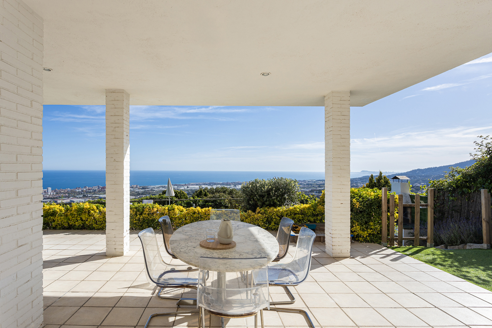 Viewpoint House