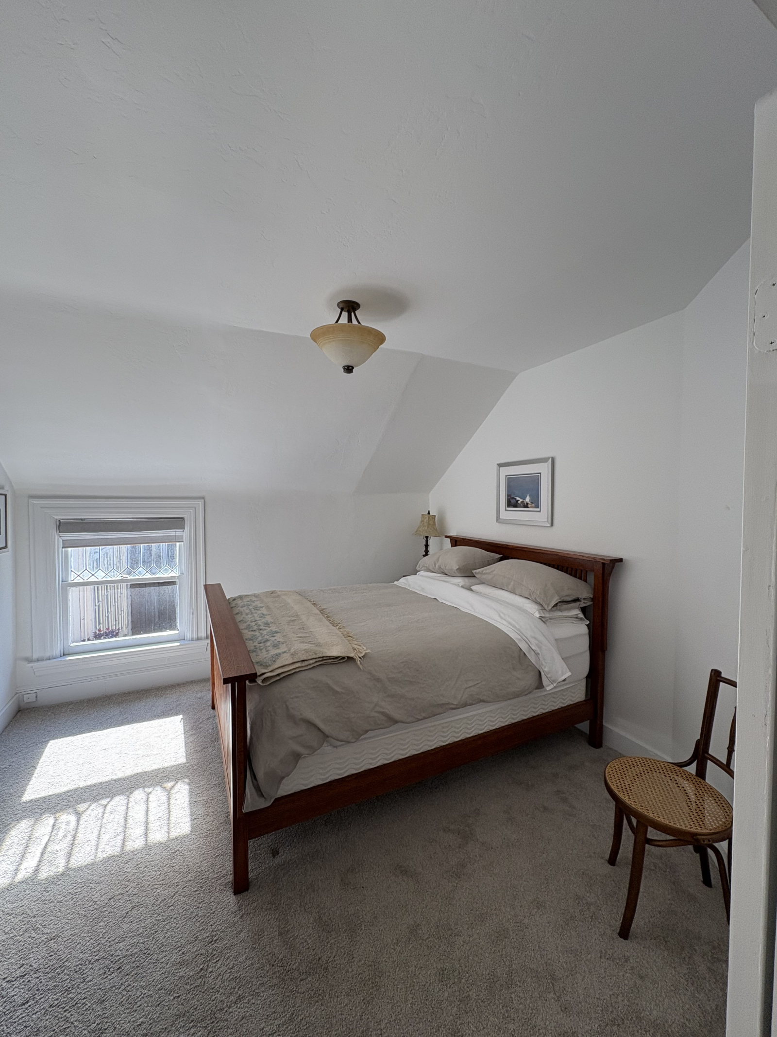 2nd bedroom, Queen bed, new Saavta mattresses