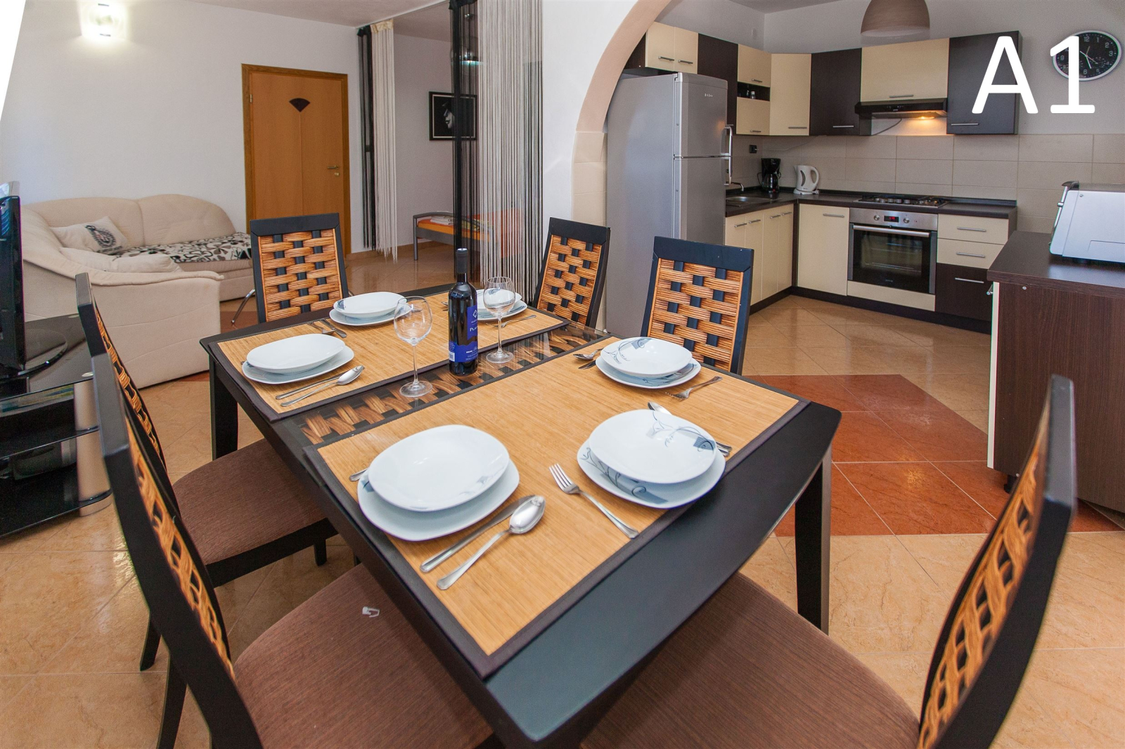 Spacious family apartment with terrace & sea view near Crikvenica