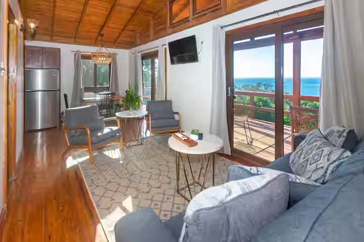Apricari-villa