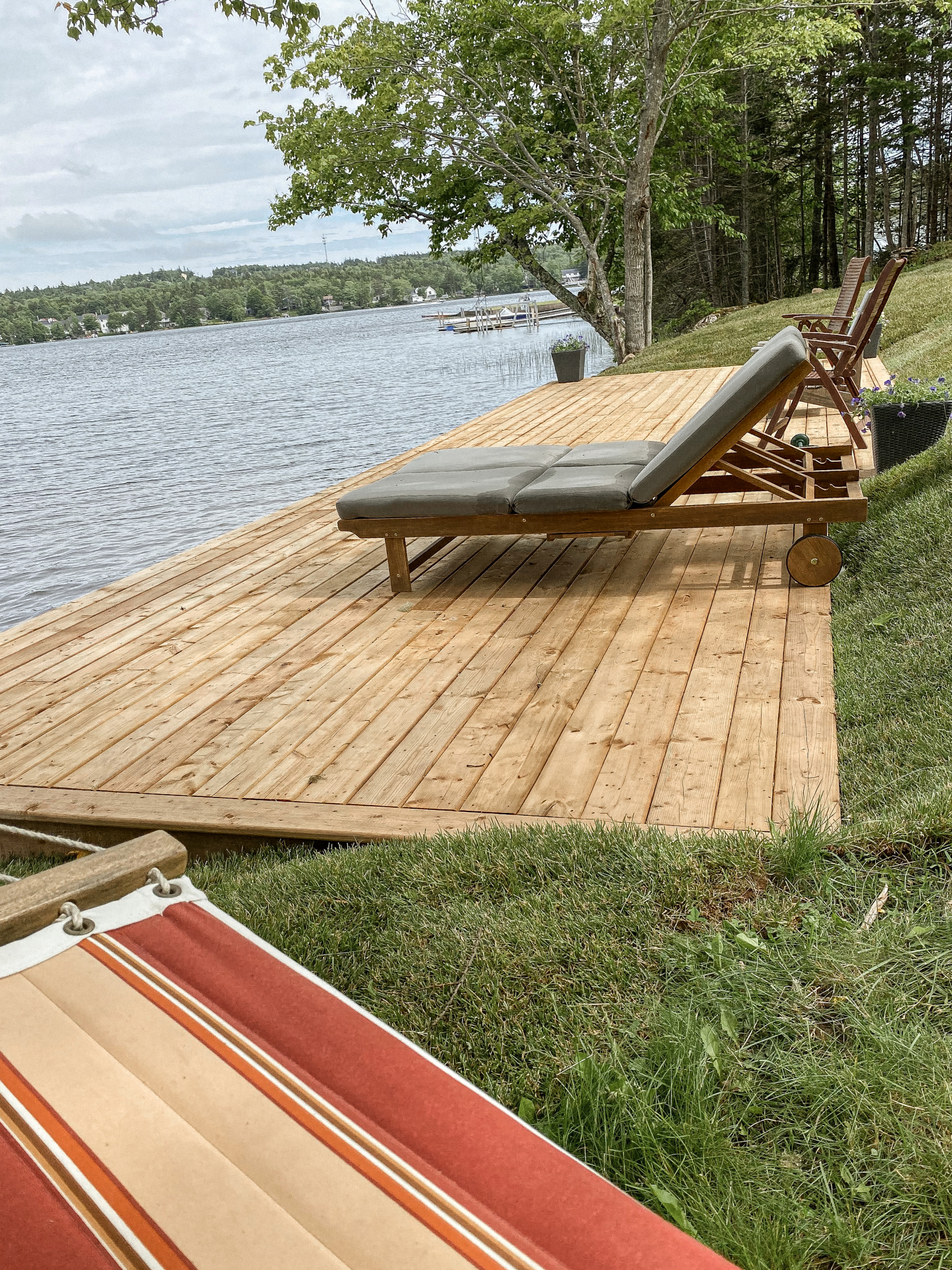 Genießen Sie eine Siesta in der Doppelhängematte.