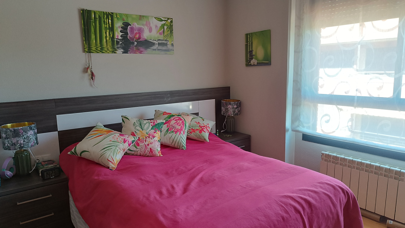 Spacious apartment with views, well connected to Barcelona and the coasts