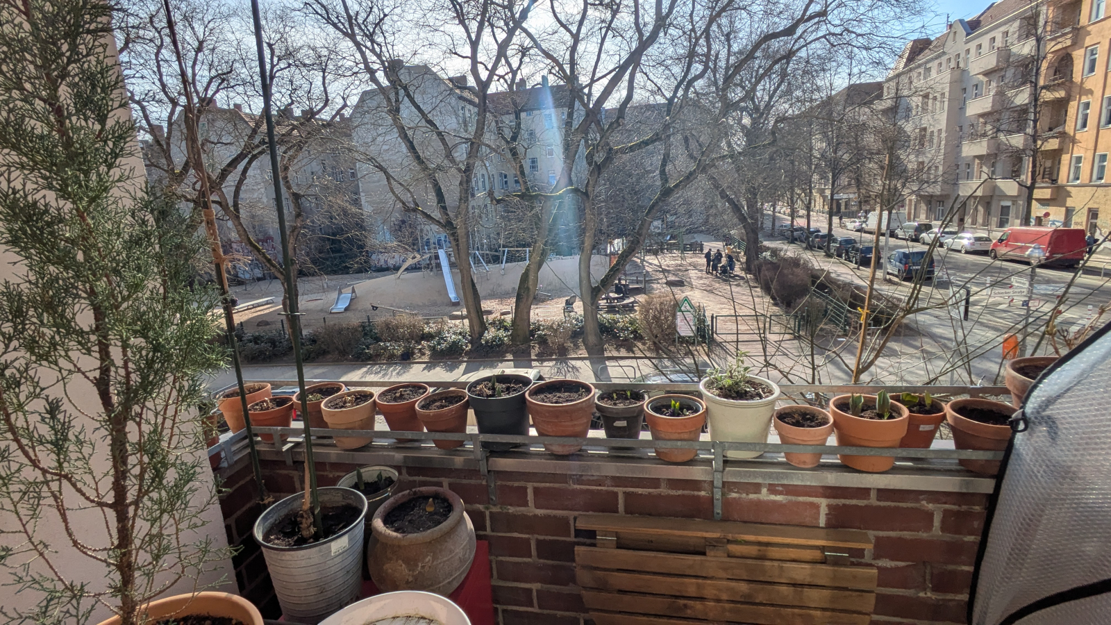 Klein Groen appartement in een knus hoekje van Berlijn Neukölln