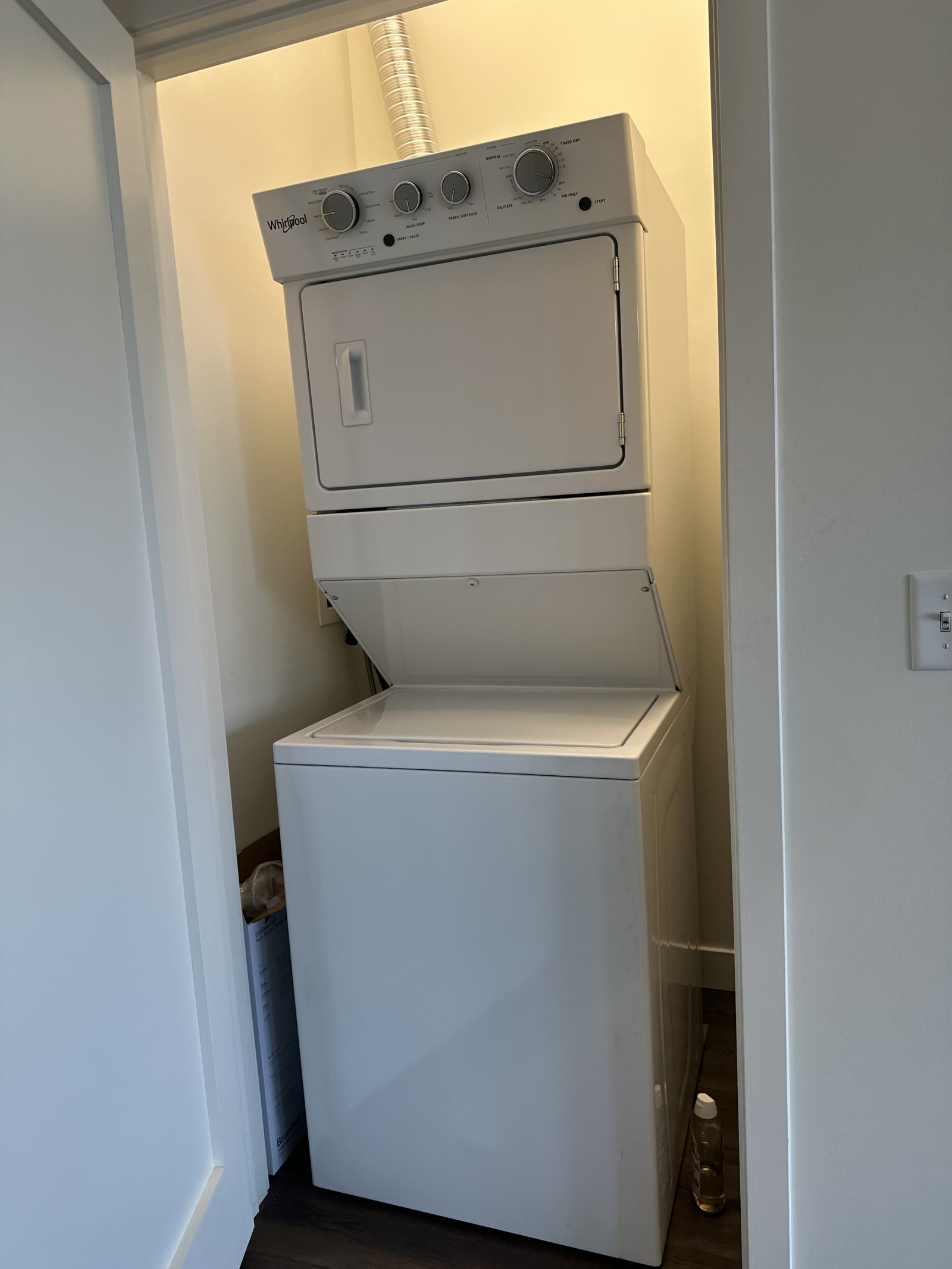 Lavatrice e asciugatrice all'interno dell'unità