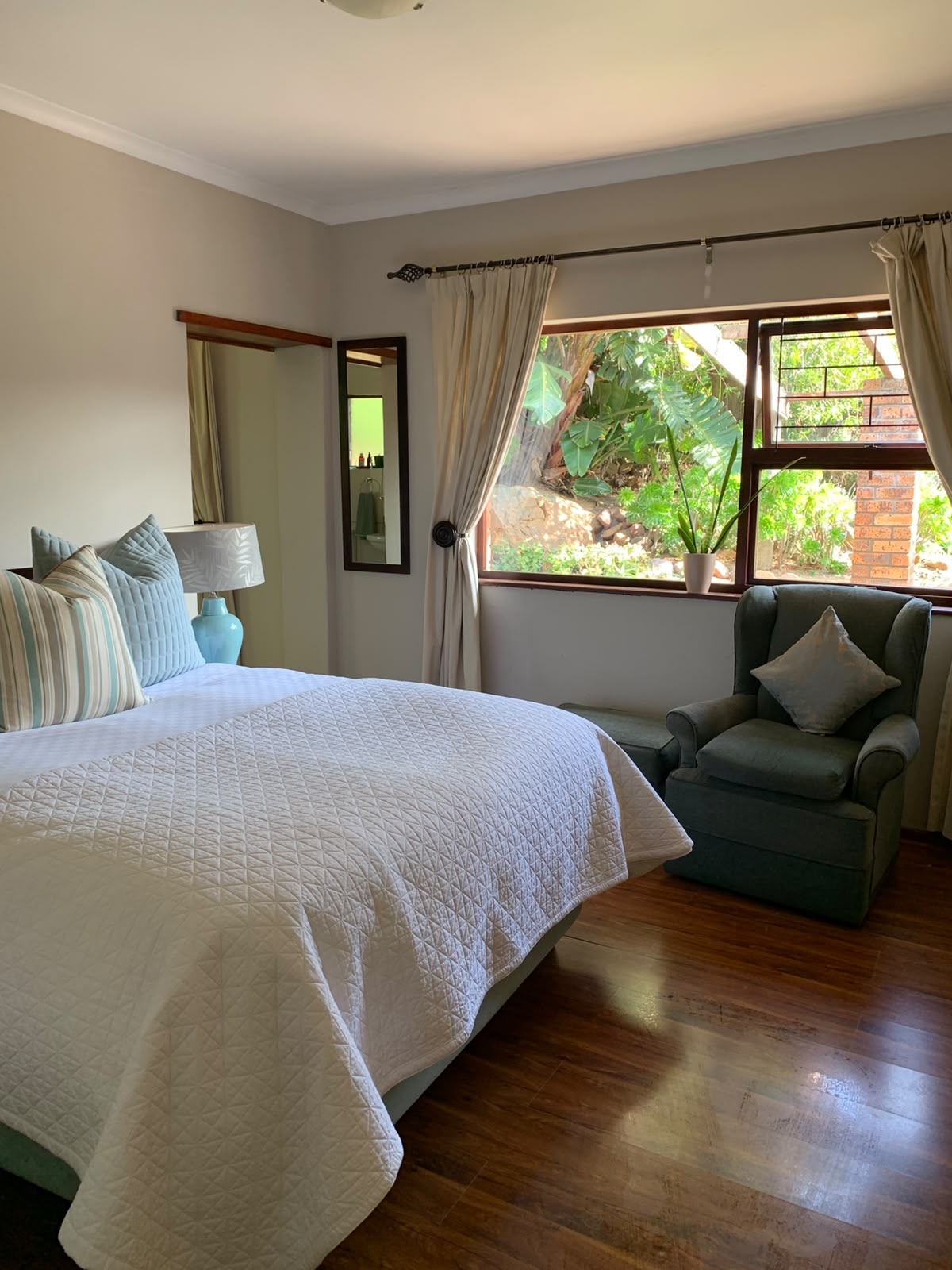 Glencairn Mountain and Sea Retreat