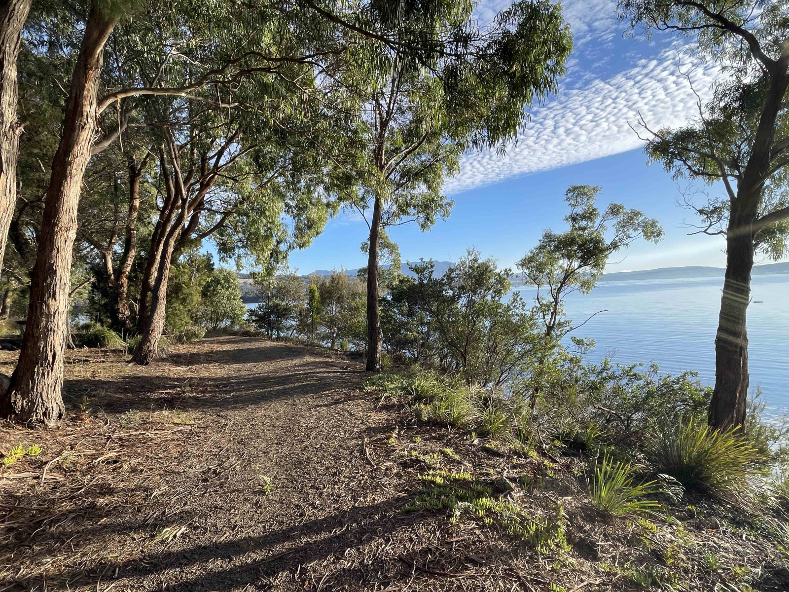 De belles pistes d’estran tout le long de la côte qui bifurquent dans les collines de la réserve nat ...