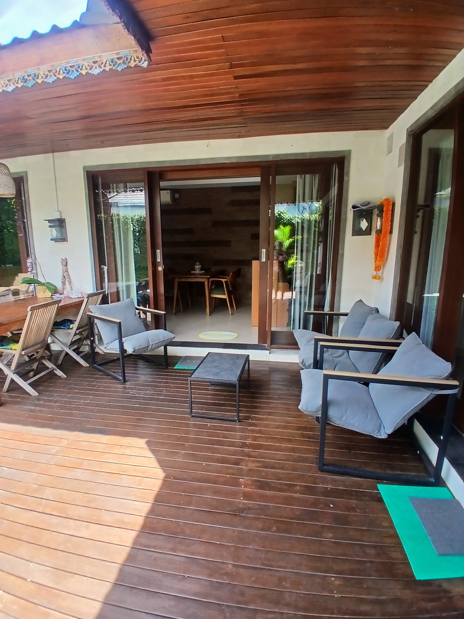 BALI Paridise - Beachside Tropical VILLA on the Island of The Gods Bali Sanur