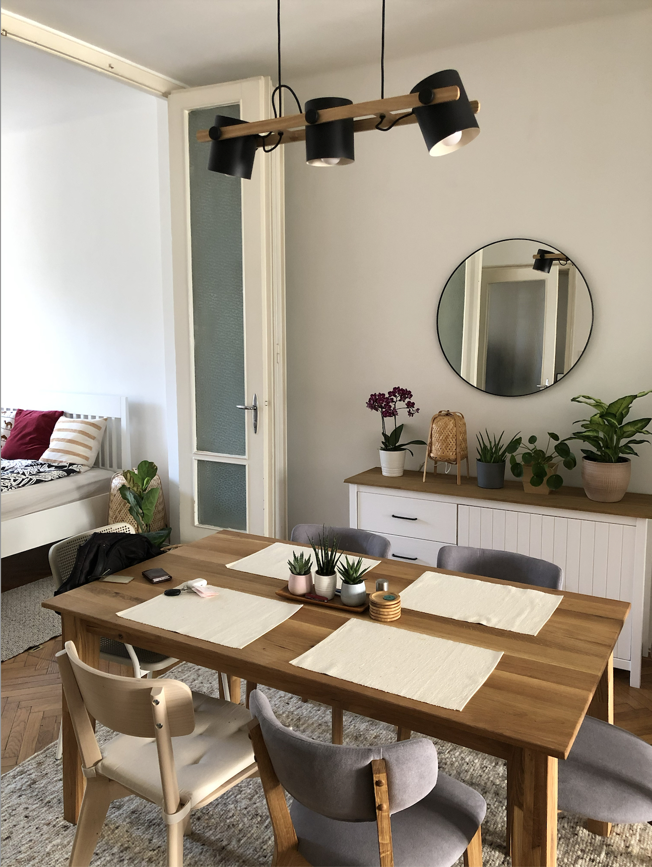 Open-plan spacious, bright apartment in Central Budapest