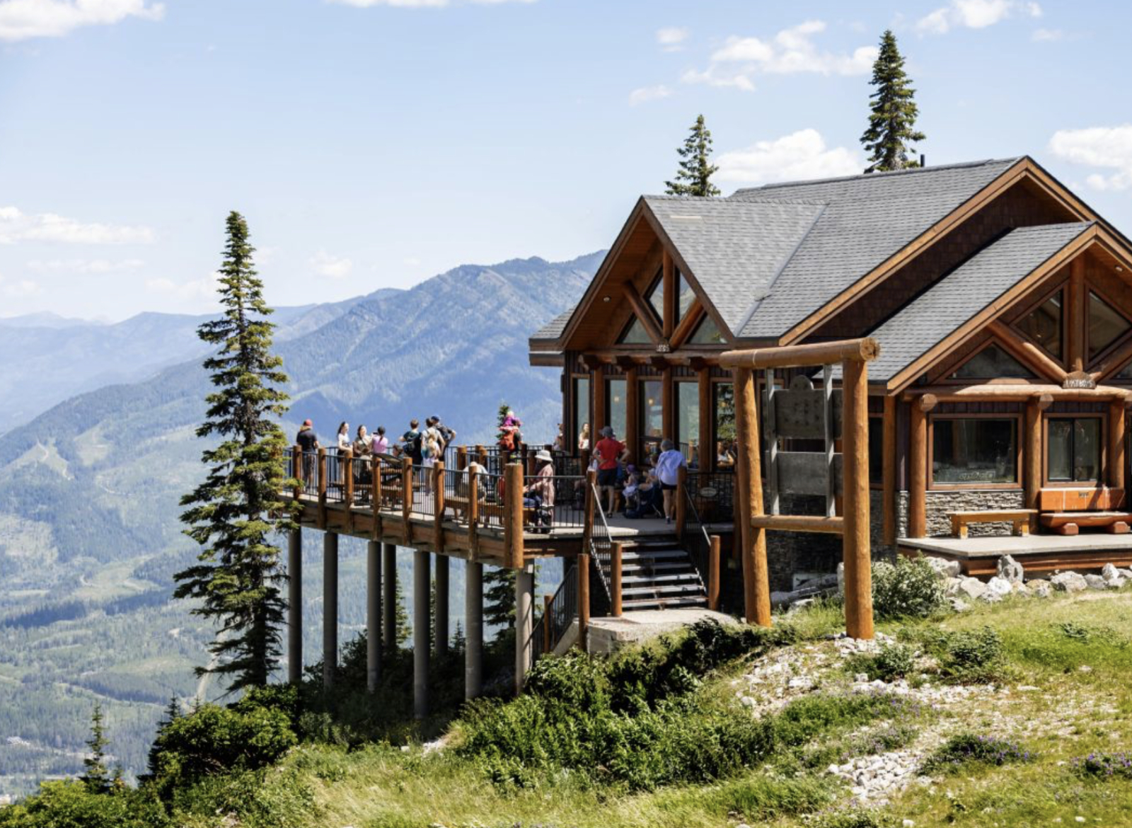 Cozy Mountain Retreat | | Ski, Golf, Bike, Hike & Explore