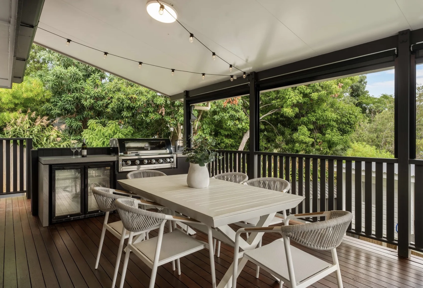 4brm house in inner Brisbane (Camp Hill)