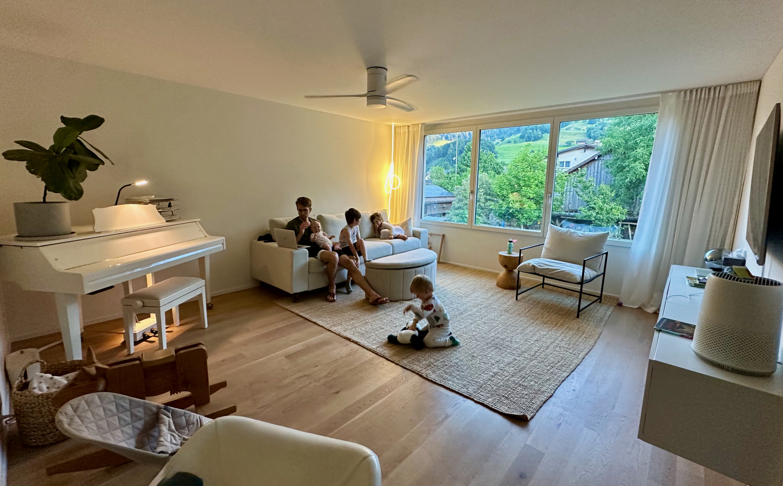 Sala de estar, abierta a la cocina/comedor