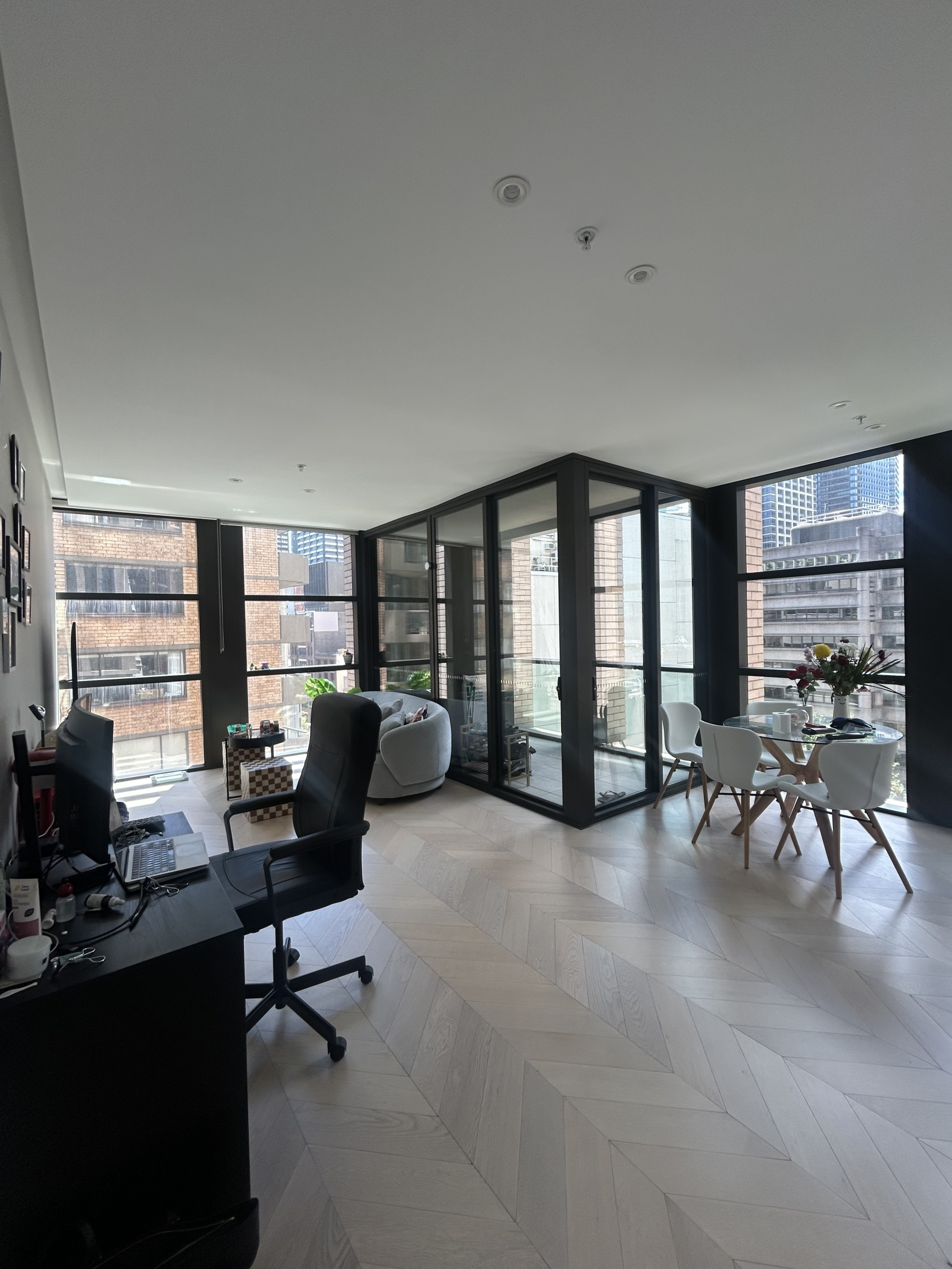 ¡Apartamento iluminado por el sol en el corazón y centro de Sídney!