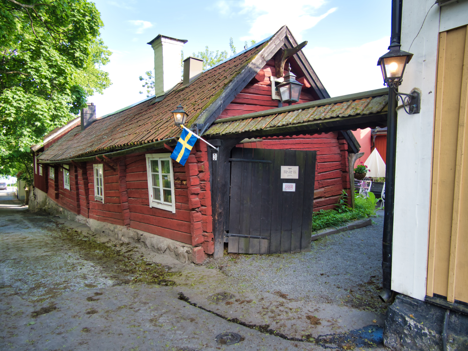 Haus im historischen Seedorf nahe Stockholm