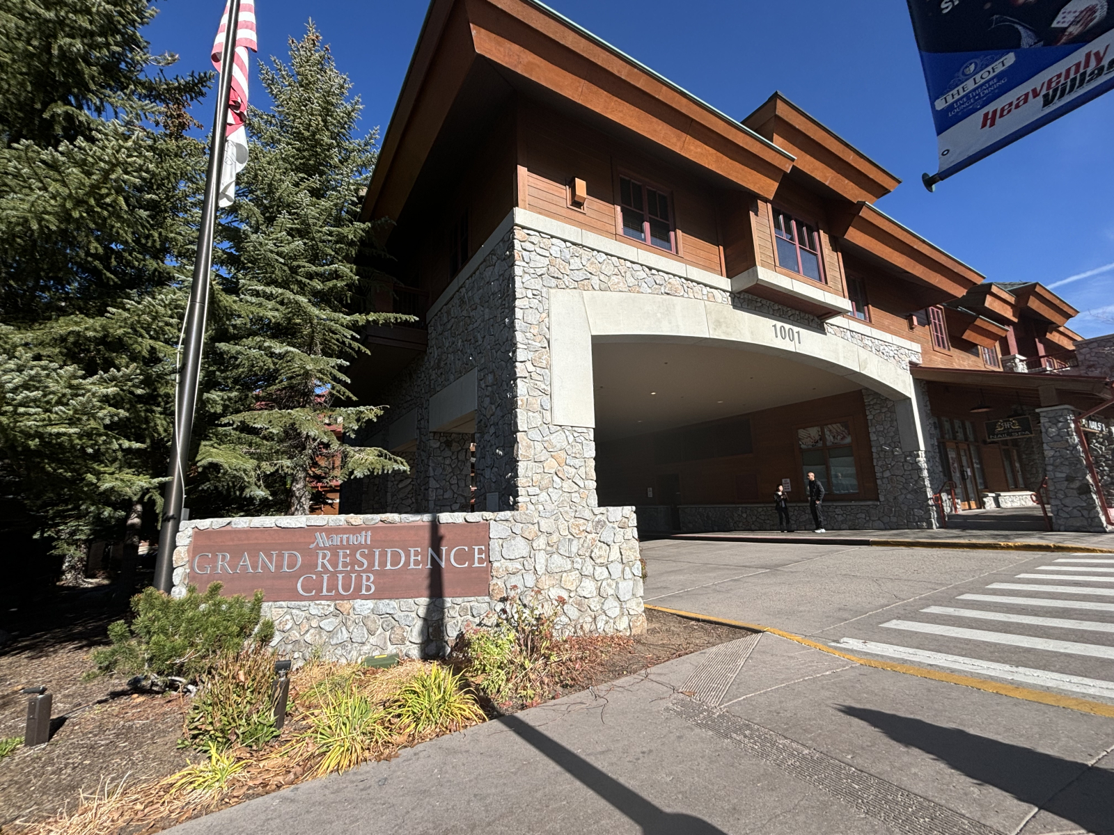 Valet entrance at Grand Residence