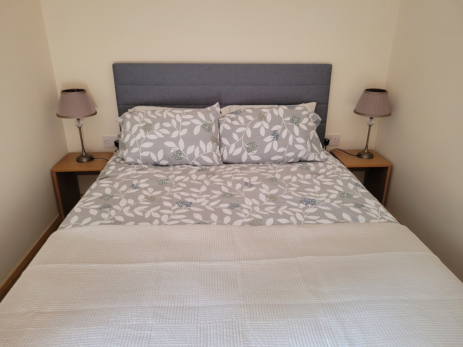 Accogliente cottage moderno a poca distanza a piedi da Westport Town e altri servizi locali