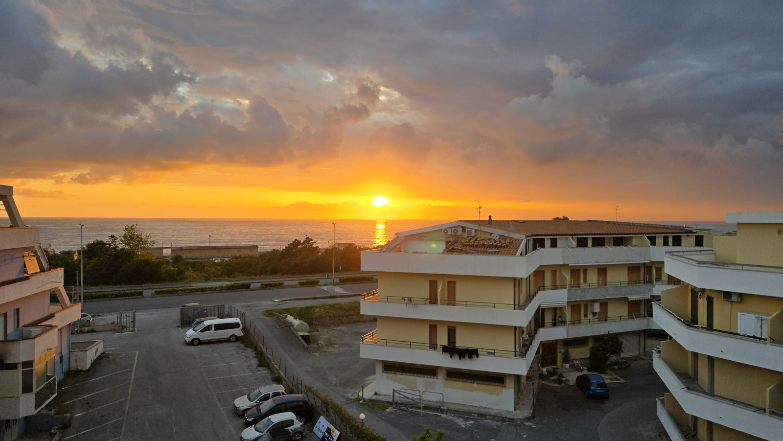 západ slunce z terasy