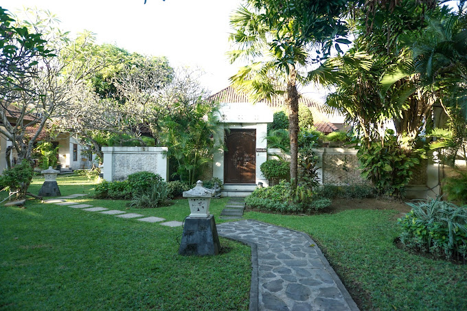 Caminho que leva ao nosso apartamento 'Bali Ananda'