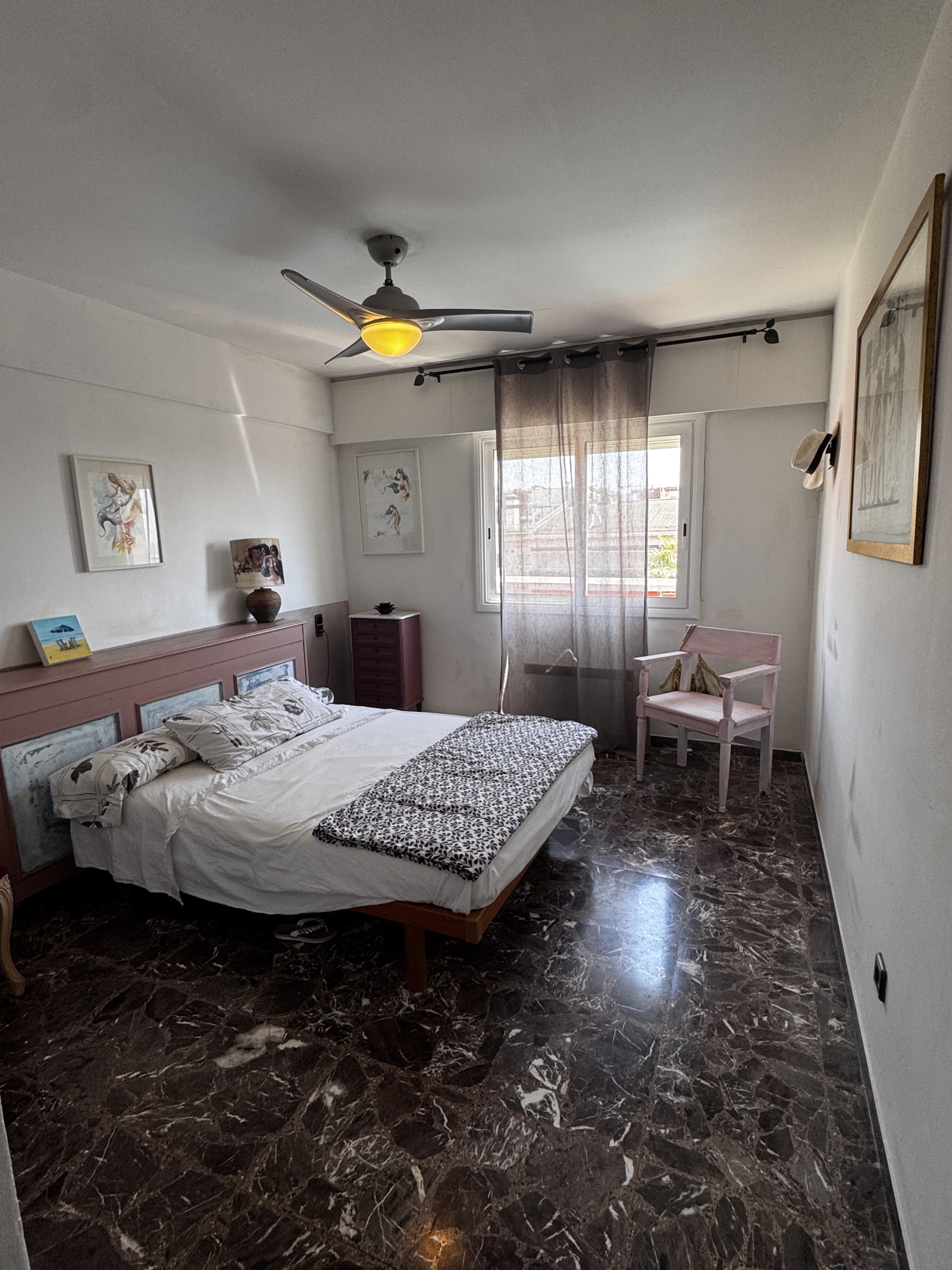 200 m2 of comfort 200m from the beach
