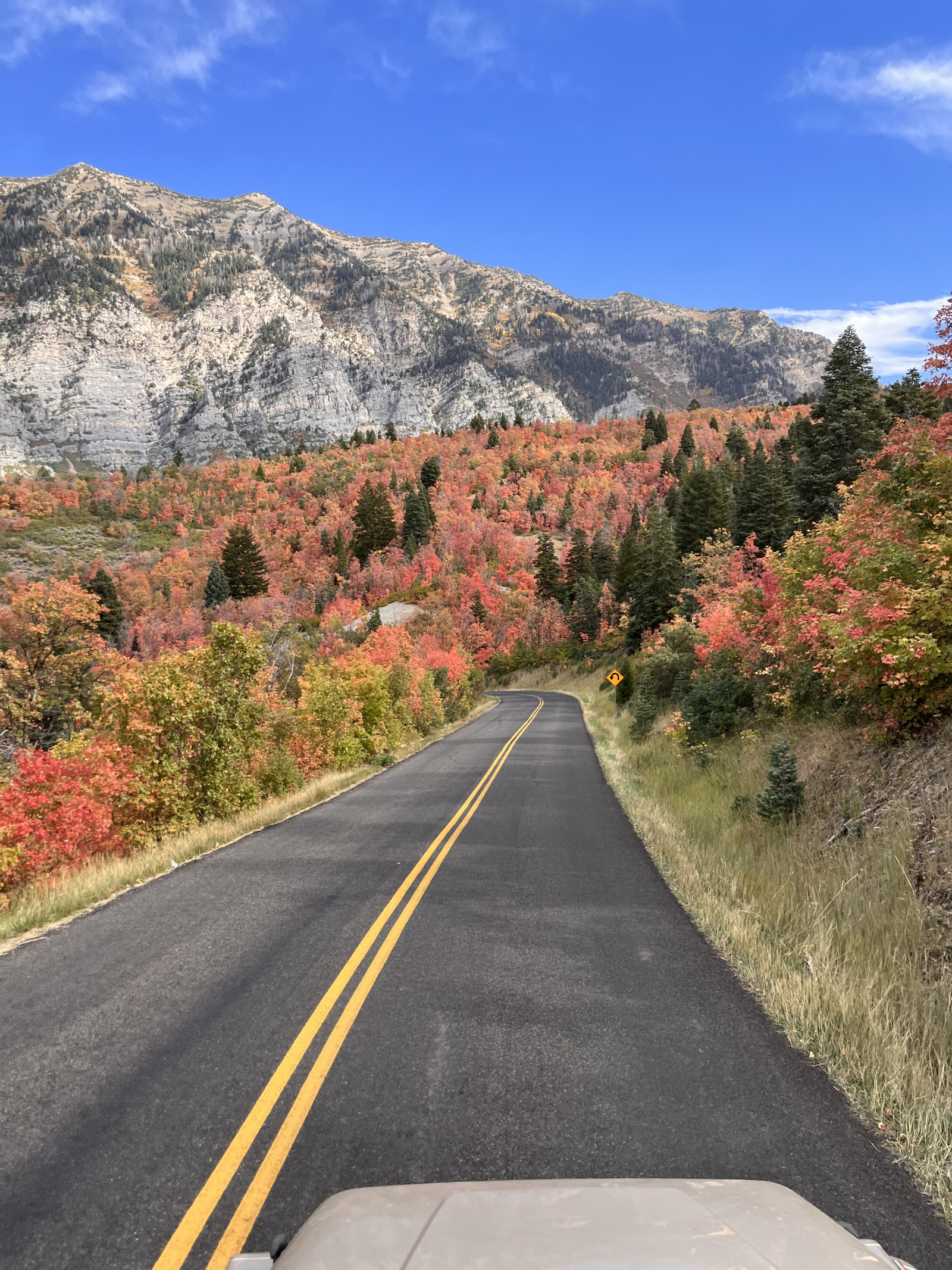 Driving up Kyve Peek