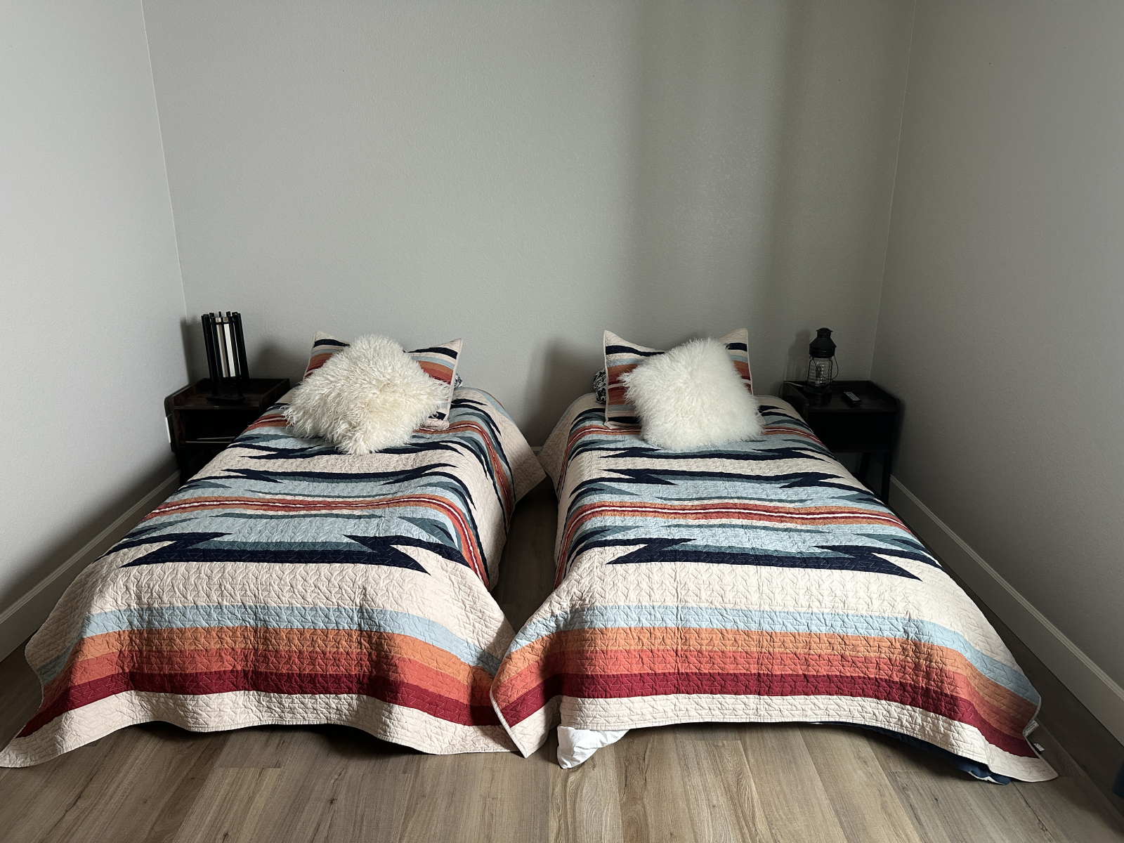 Gästezimmer, zwei Einzelbetten