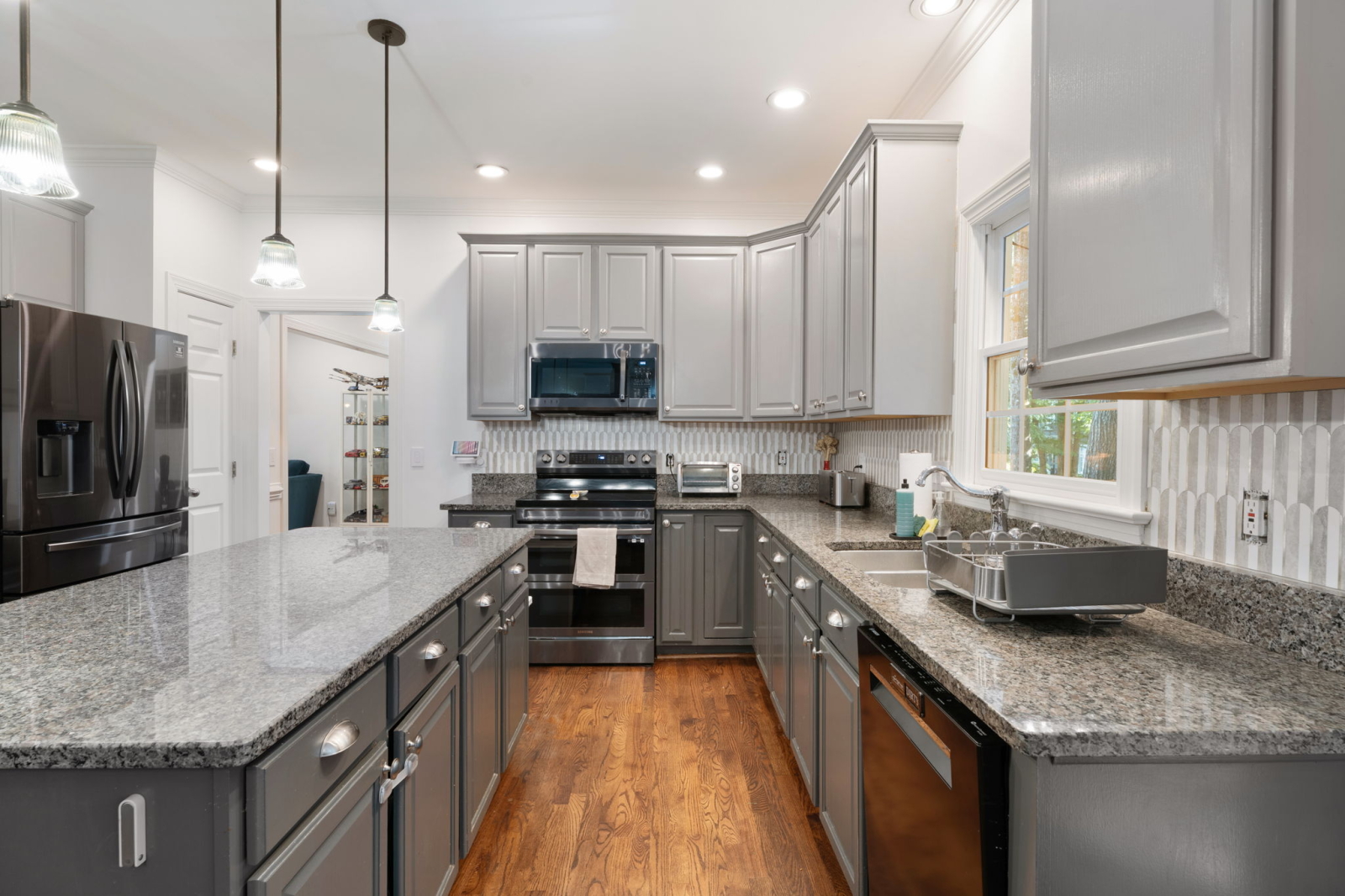 Vicino al centro 5BR + Ufficio Grande casa con cortile a Raleigh, NC