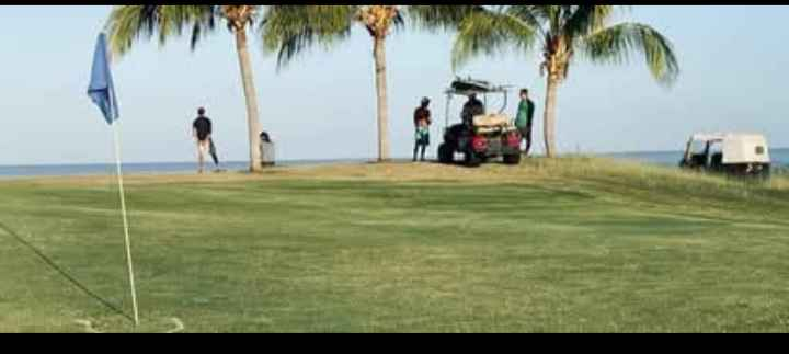 Más golf y vistas al mar