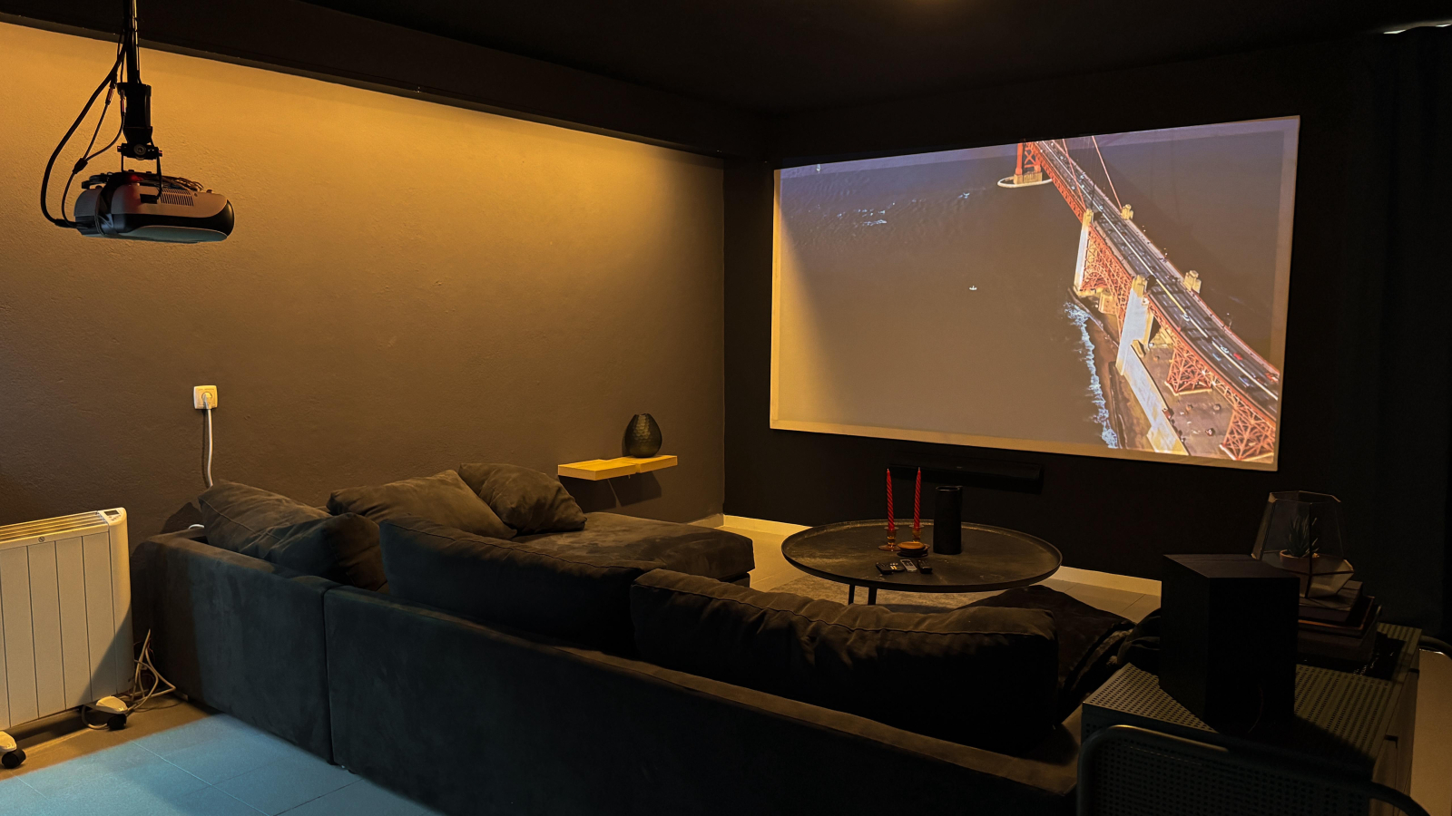 Geräumiges Familienhaus in der Nähe von Sintra und Cascais (Pool + Kino)