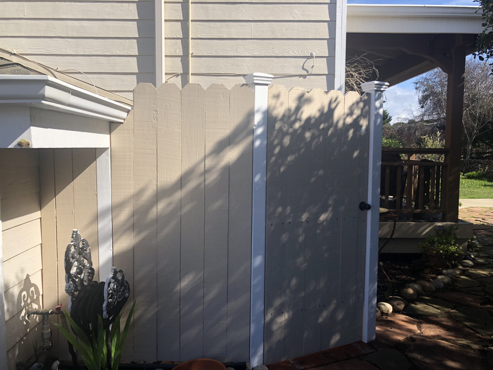 Our private outdoor shower...Hot water!