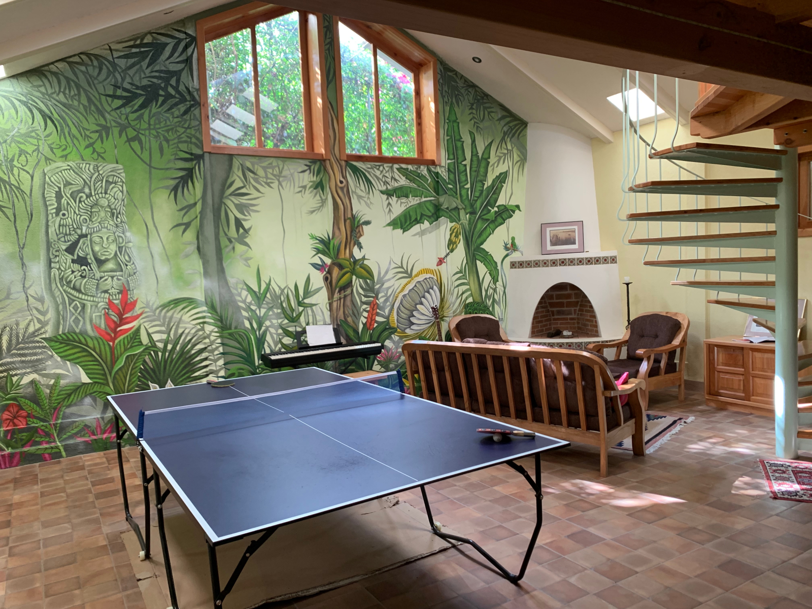 Garden Casita with artistic flare- Hideaway in Central Panajachel for dog lovers