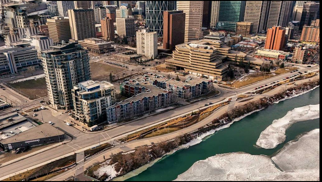 Grand appartement en copropriété au centre-ville