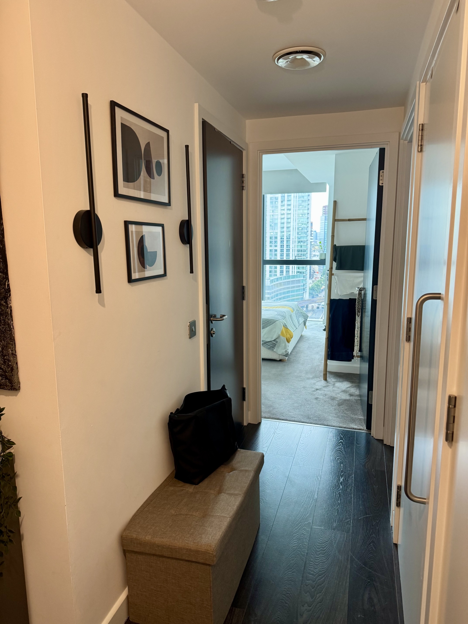 A cool, modern flat with plenty of character - comfortable, welcoming and a great base for exploring.