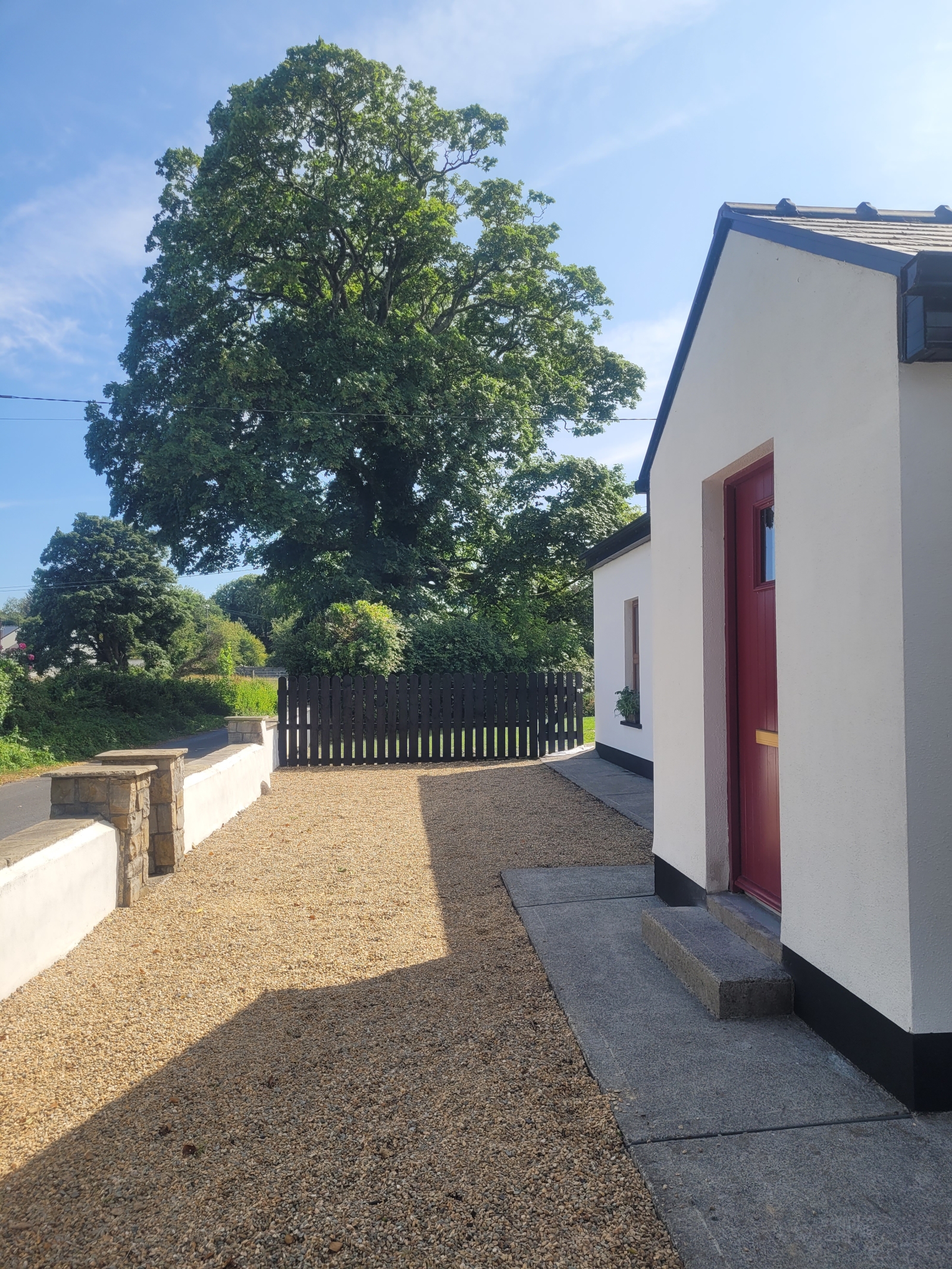 Accogliente cottage moderno a poca distanza a piedi da Westport Town e altri servizi locali