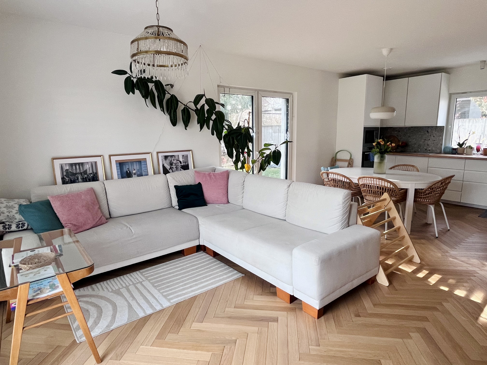 Newly built bright home close to Bratislava/Vienna