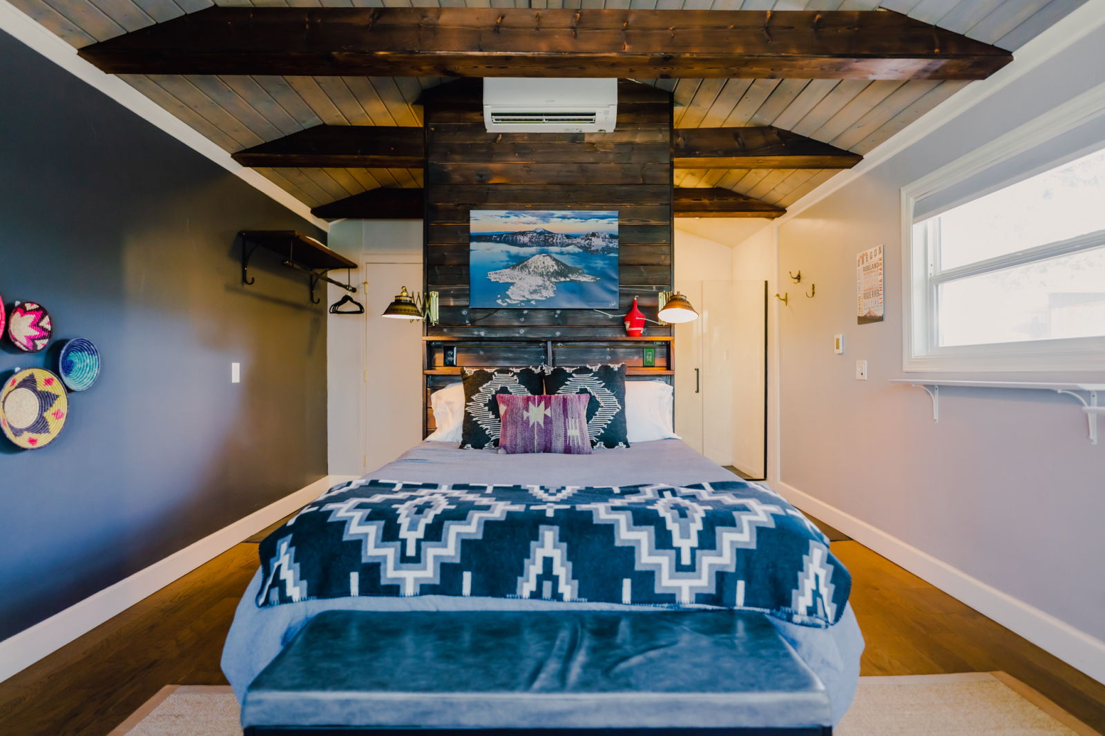 King Primary Suite mit eigenem Bad und Dusche